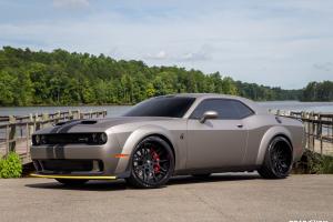 Dodge Challenger SRT Hellcat by Road Show on Forgiato Wheels (Maglia) 2019 года
